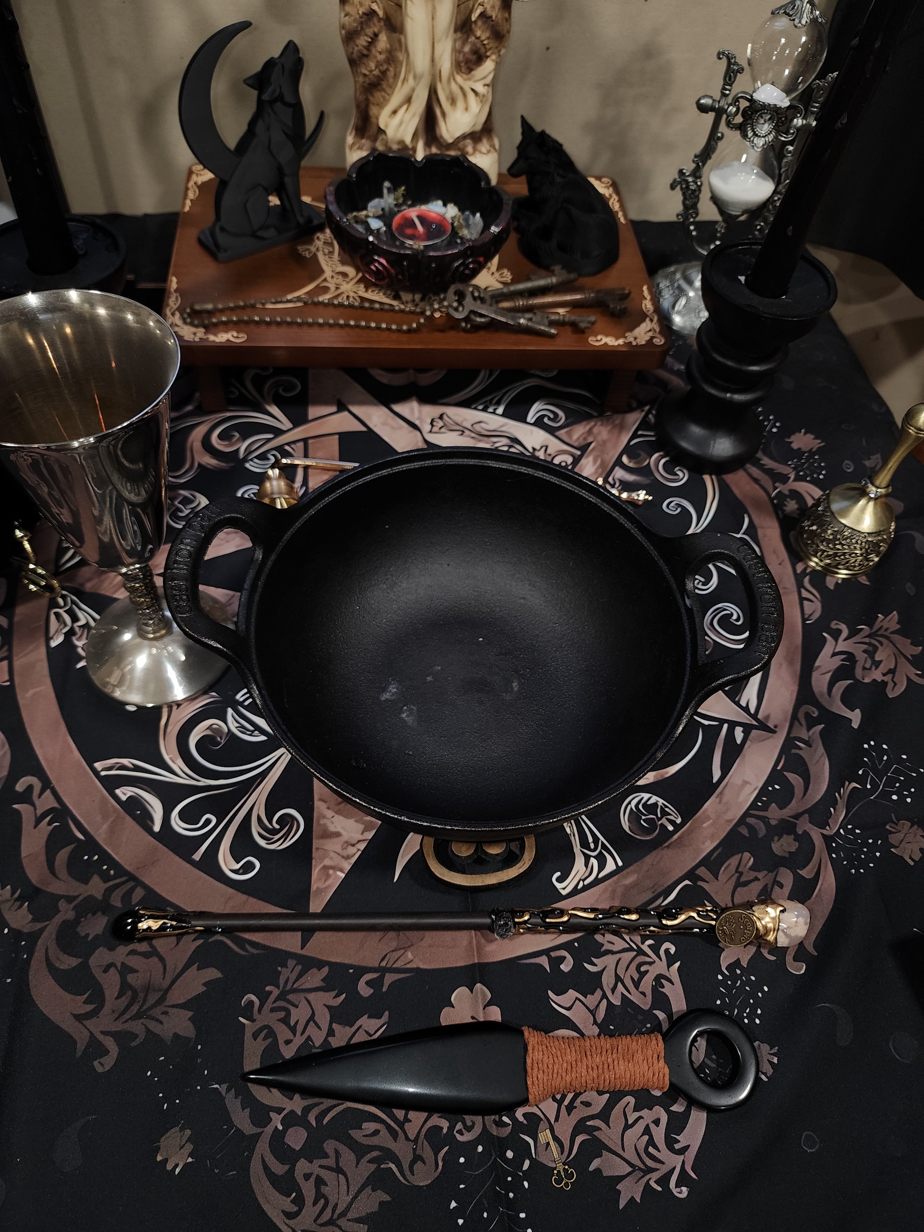 Cast Iron Cauldron 7.5 inches